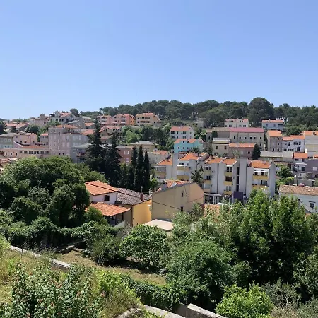 Holiday House With A Parking Space * Mali Lošinj